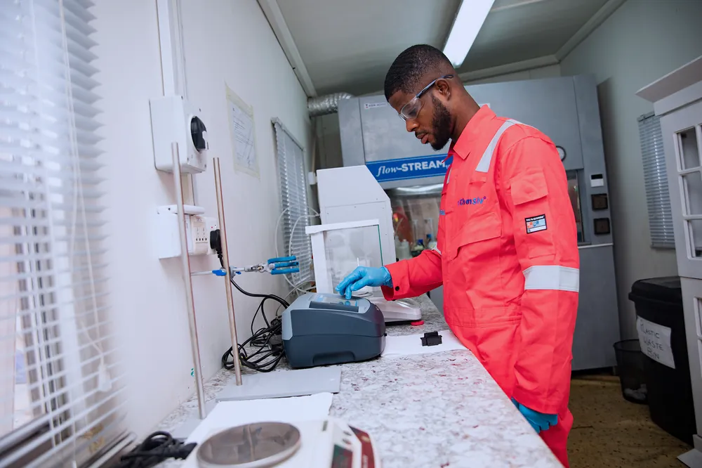 Instrument bench analysis at the ChemSolv laboratory